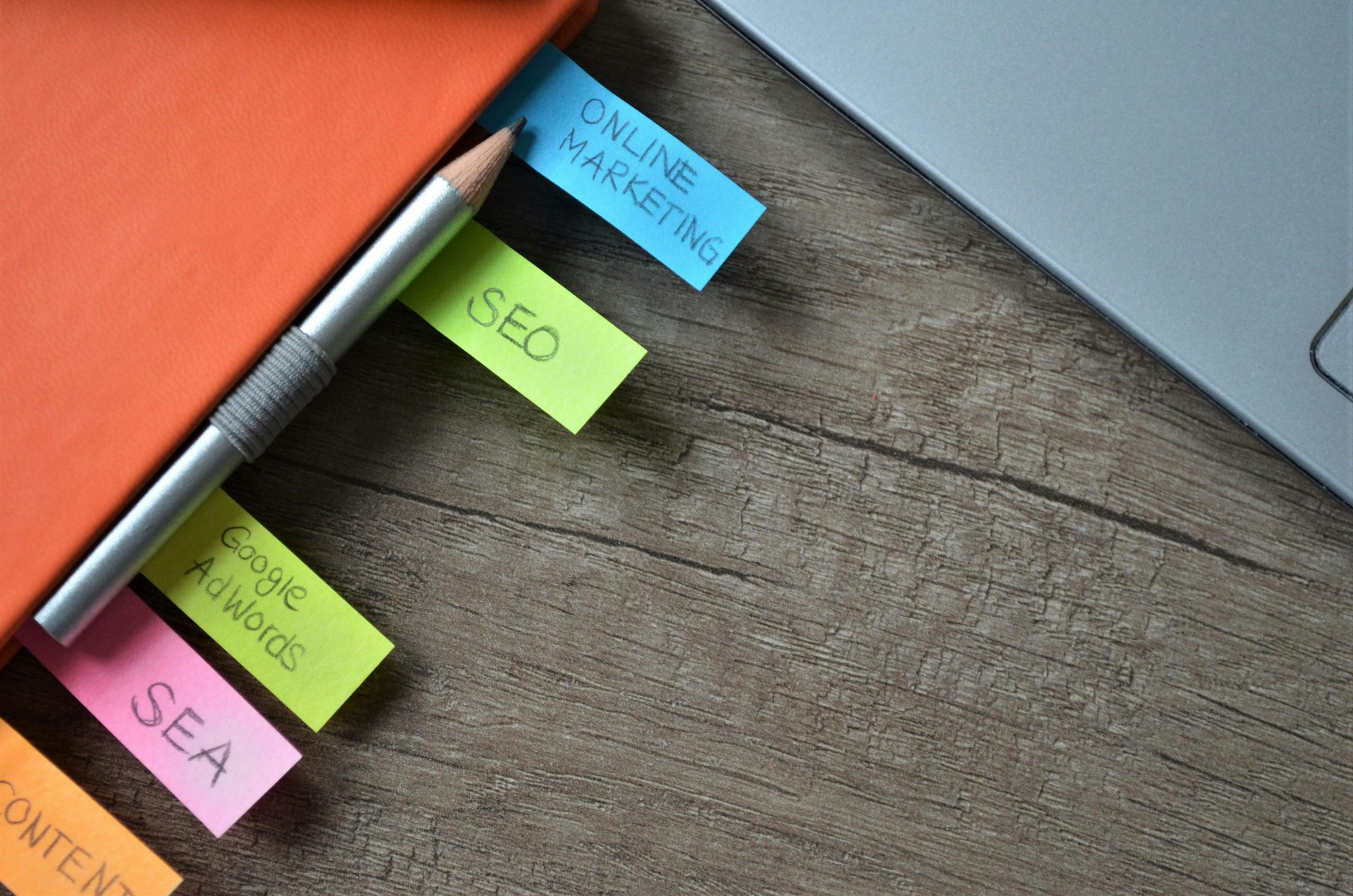 Sticky notes showing Free SEO tools for bloggers including Google Keyword Planner